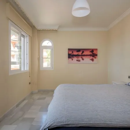 Downtown Seaview * Marbella
